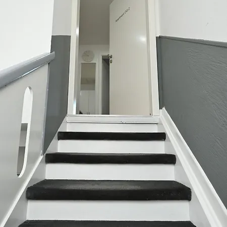 Ferienwohnung & Aparts Am Schloss Park Essen