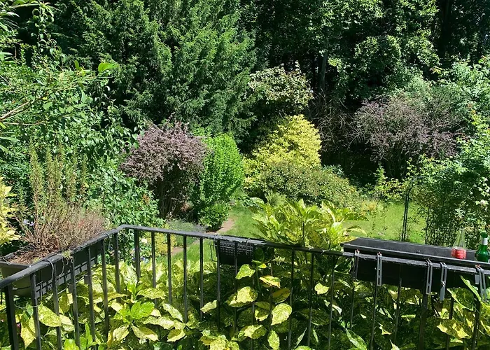 & Aparts Am Schloss Park *