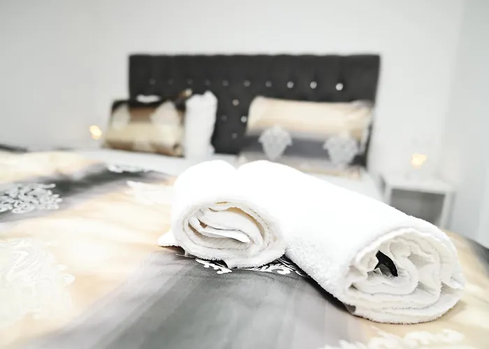 & Aparts Am Schloss Park *