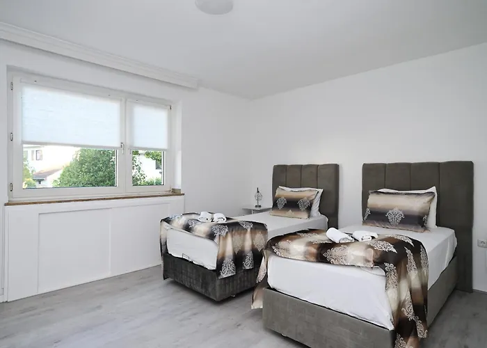 & Aparts Am Schloss Park